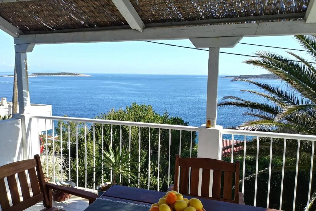Вилла Getaway House Gundula Podstrazje Экстерьер фото